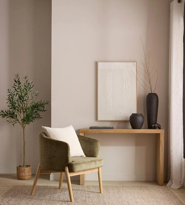 Accent Chairs & Sofas