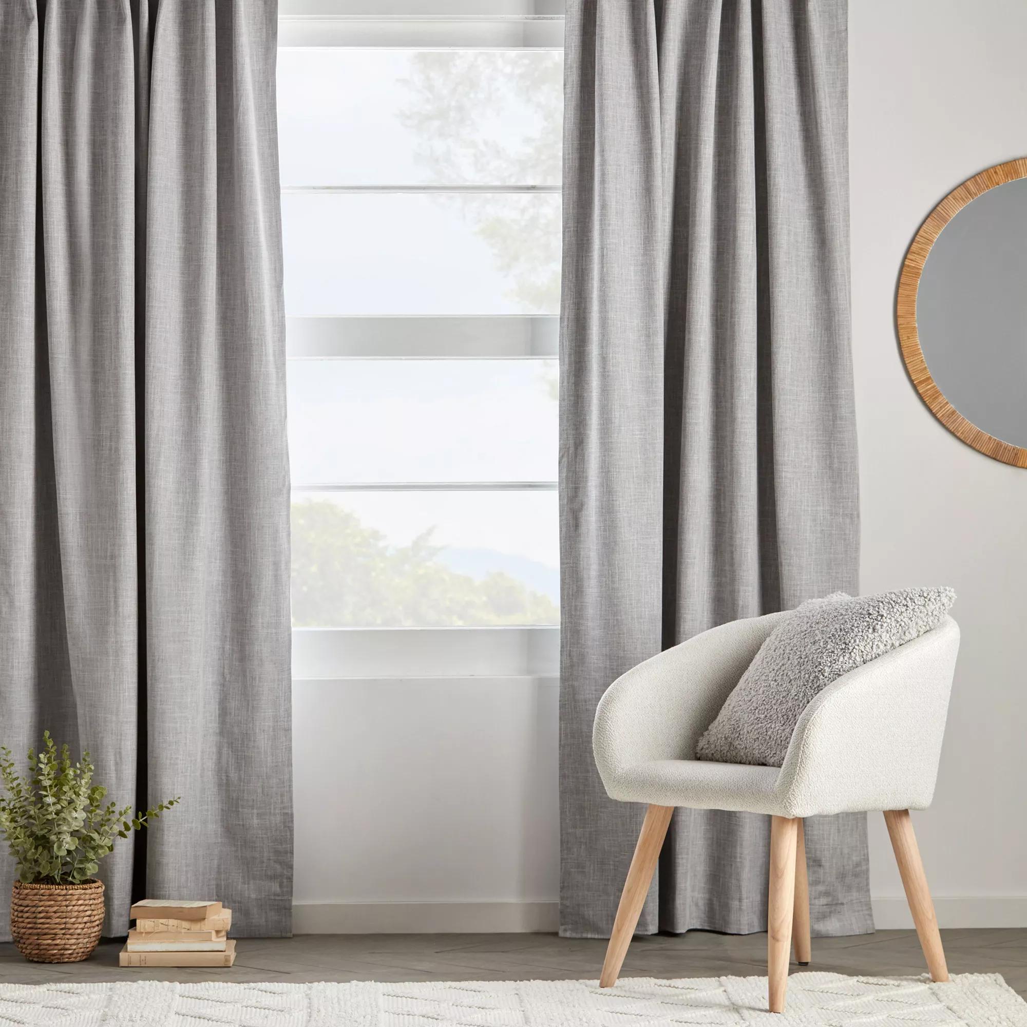 Rideau coupe-lumière avec languette invisible Chita gris pâle – Bouclair
