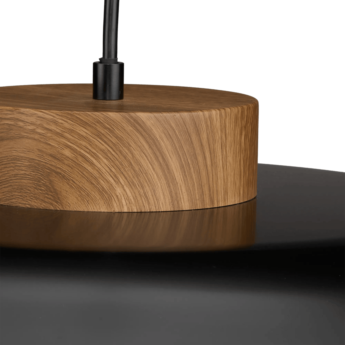 Suspension noire en métal avec Accent bois