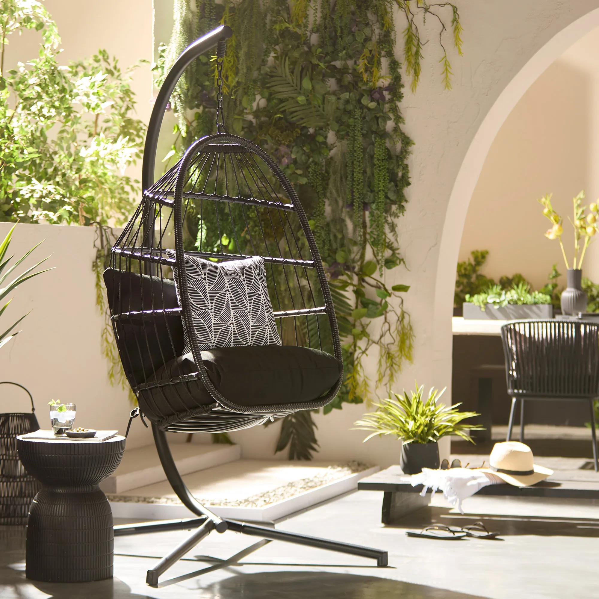 Hanging Chair – Bouclair